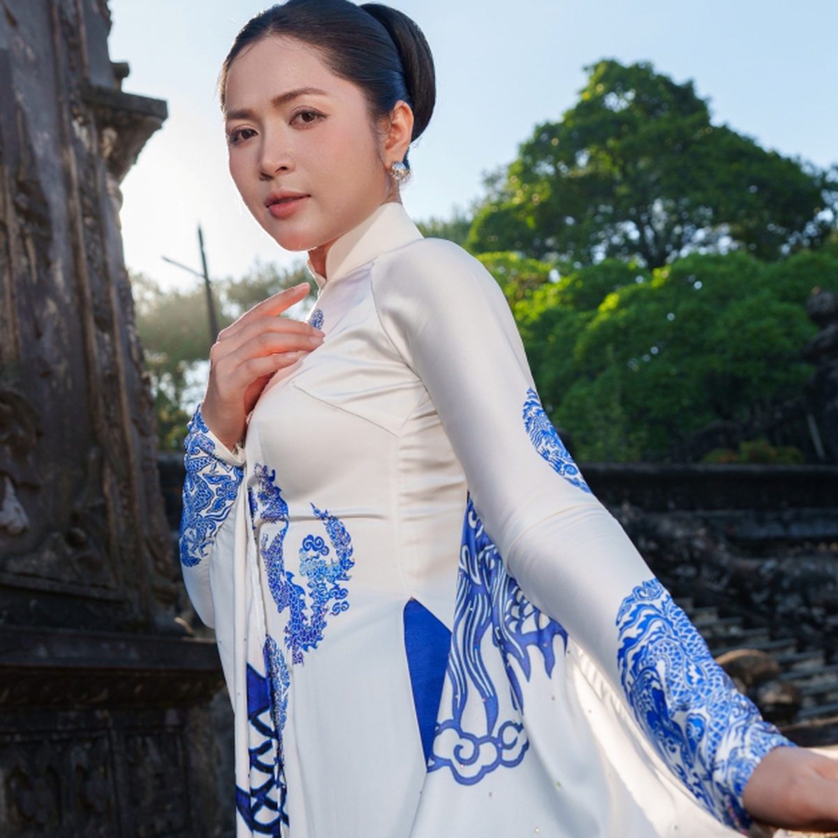 Việt Nam quá đẹp trong MV mừng Quốc khánh của Nguyễn Duyên Quỳnh