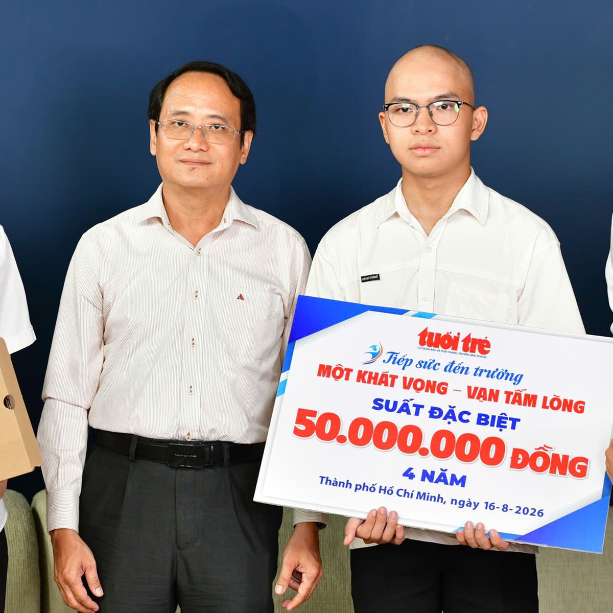 10 ngày khởi động, 1.100 hồ sơ gửi Tiếp sức đến trường 2026: Đời chông chênh nhưng ý chí kiên cường