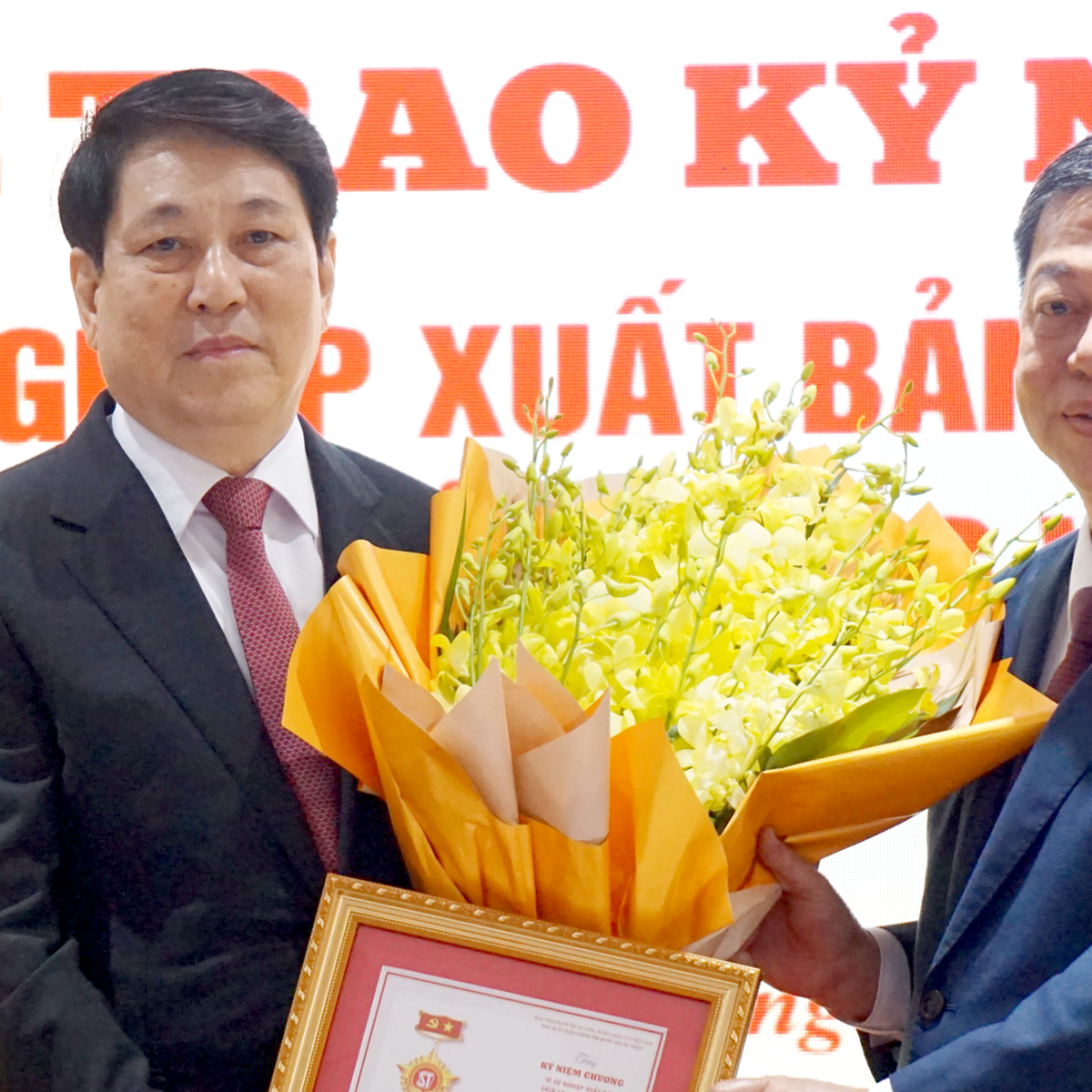 Sách mới của nguyên Chủ tịch nước Lương Cường về sức mạnh của dân tộc Việt Nam