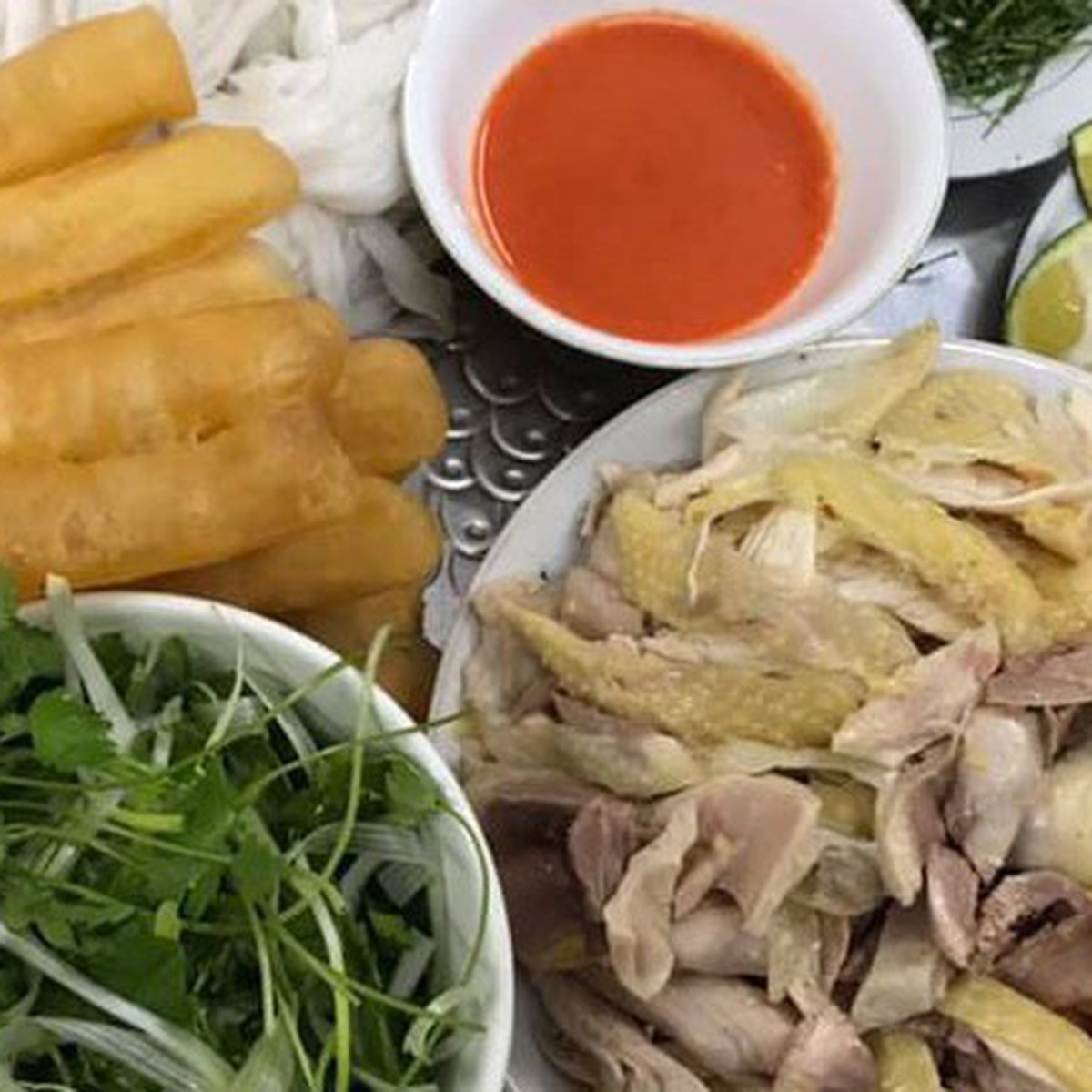 Từ vụ quán phở mua gà ở đâu có hóa đơn, nói câu chuyện thu thuế hộ kinh doanh