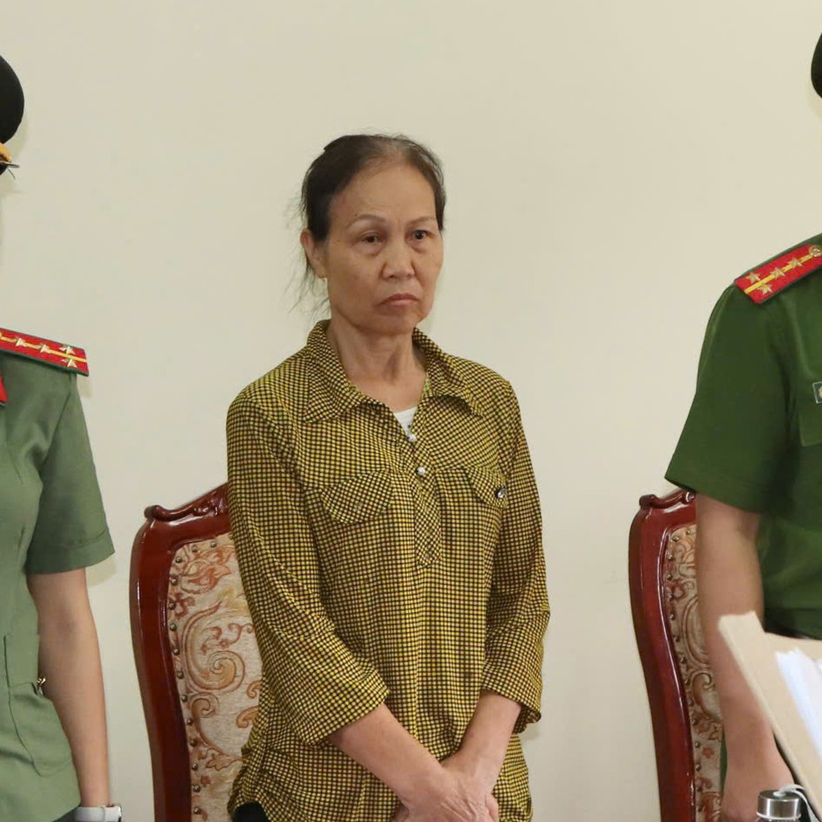 Dùng hàn the làm hàng trăm kg bánh cuốn, người phụ nữ 66 tuổi bị khởi tố