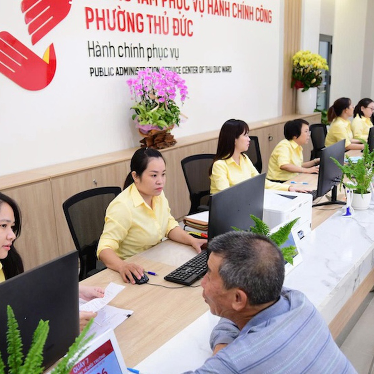 Chính phủ: Mở rộng nguồn tiếp nhận công chức, quy định mới về xếp lương, bổ nhiệm