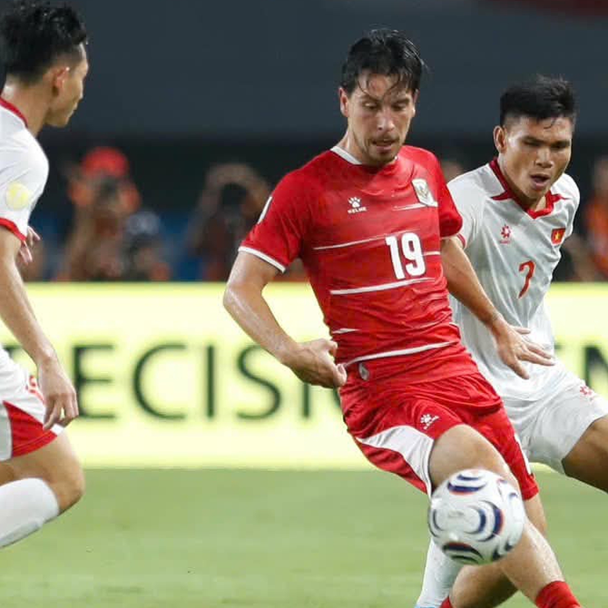 Báo chí Indonesia: Tuyển Indonesia bị Việt Nam hủy diệt với lối chơi pressing tầm cao