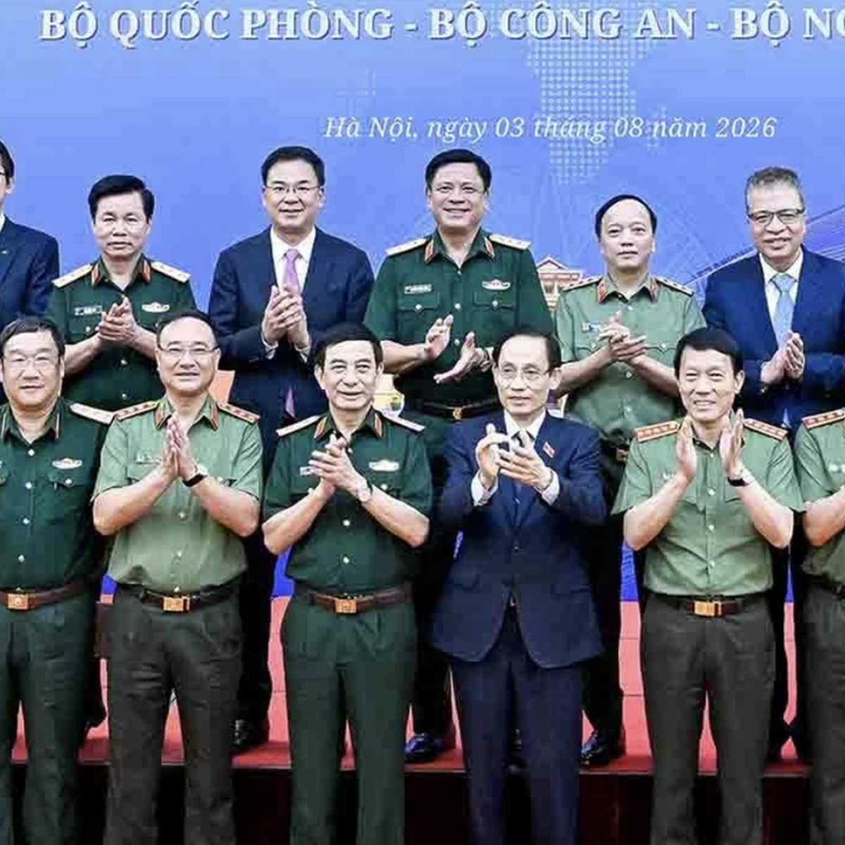 Bộ trưởng Quốc phòng, Công an và Ngoại giao lần đầu đồng chủ trì phiên họp về đối ngoại