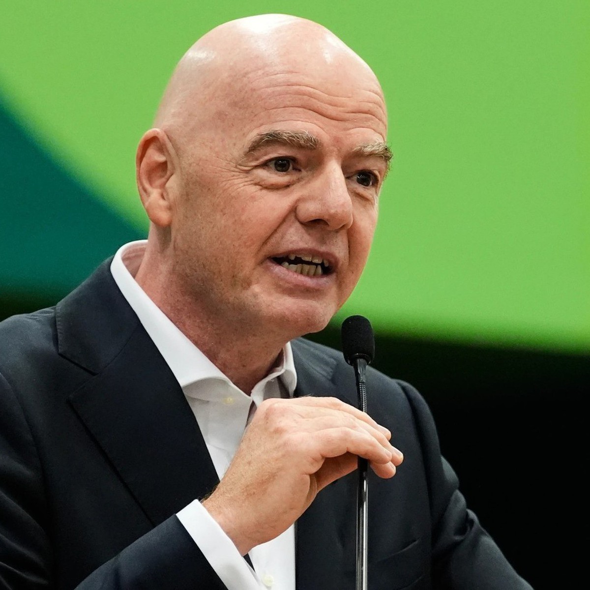 FIFA thuê công ty truyền thông hàng triệu USD bảo vệ hình ảnh Chủ tịch Infantino
