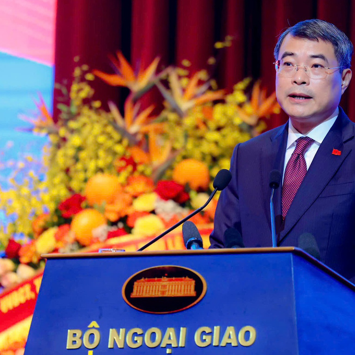 Thủ tướng Lê Minh Hưng yêu cầu sớm thí điểm cơ chế đại sứ, đặc phái viên về công nghệ