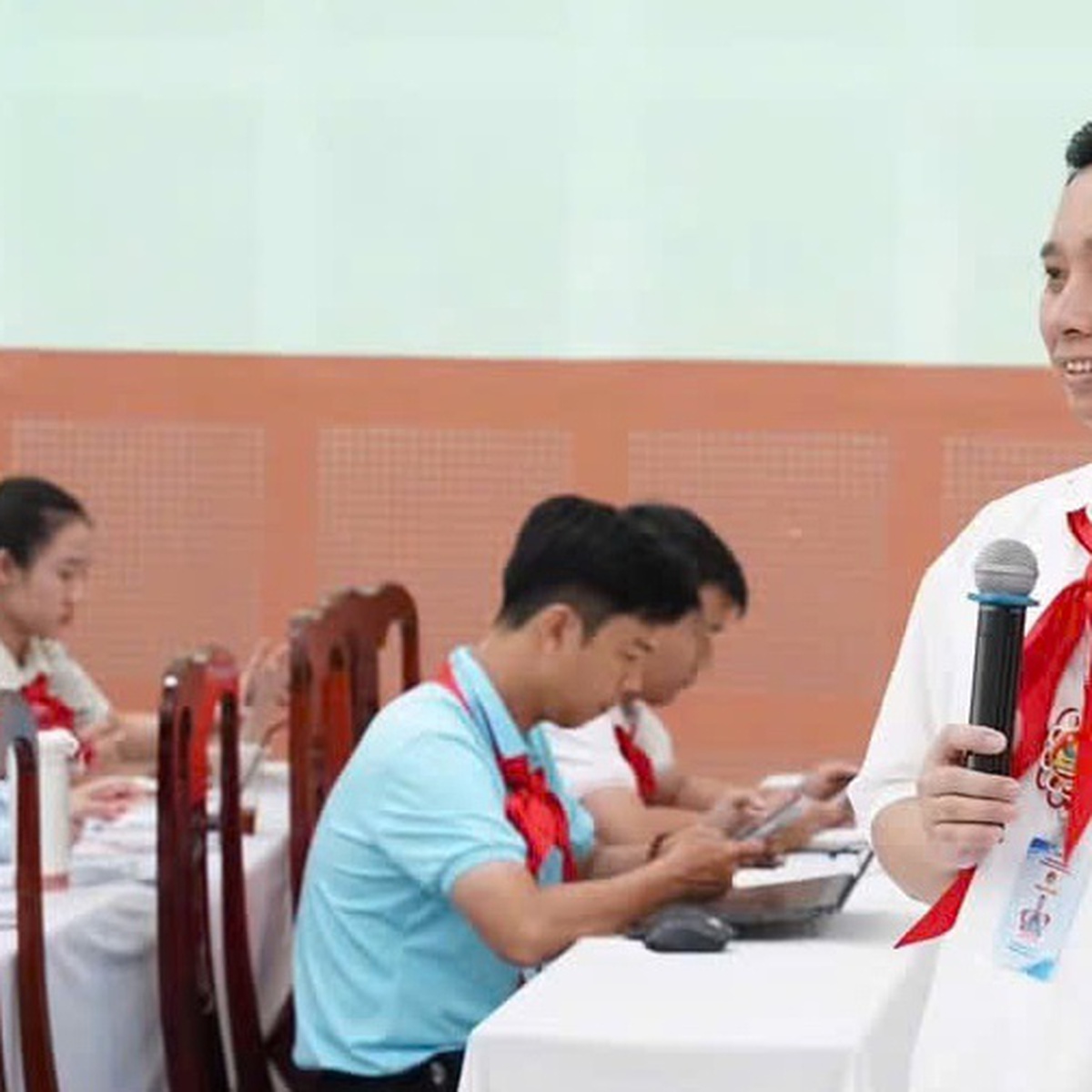 Thi nghi thức Đội kiểu 'cà thọt': Hội đồng Đội Trung ương không chấp nhận việc làm sai lệch ý nghĩa nghi thức Đội