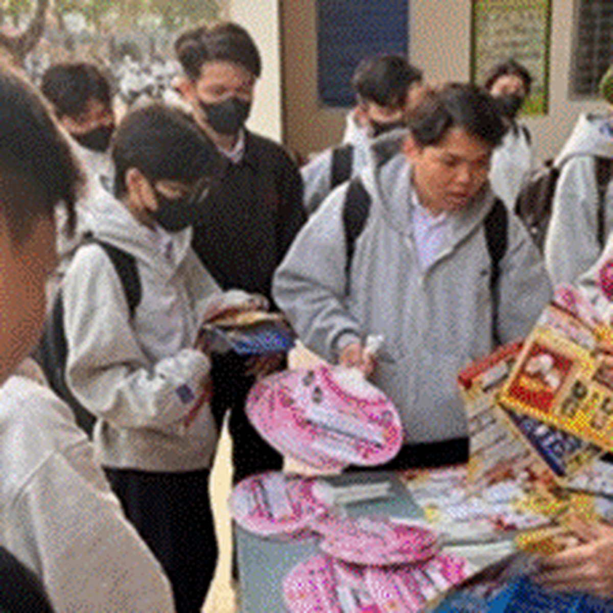Công an cảnh báo loạt chiêu lừa đảo mùa nhập học