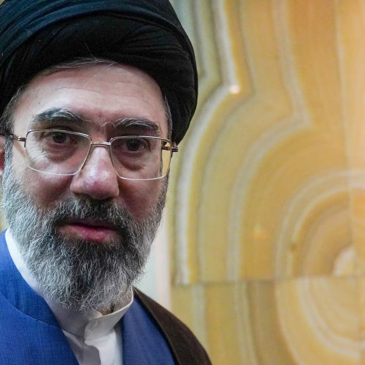Tổng thống Iran thừa nhận 'đang rất khó' liên lạc với lãnh tụ tối cao Mojtaba Khamenei