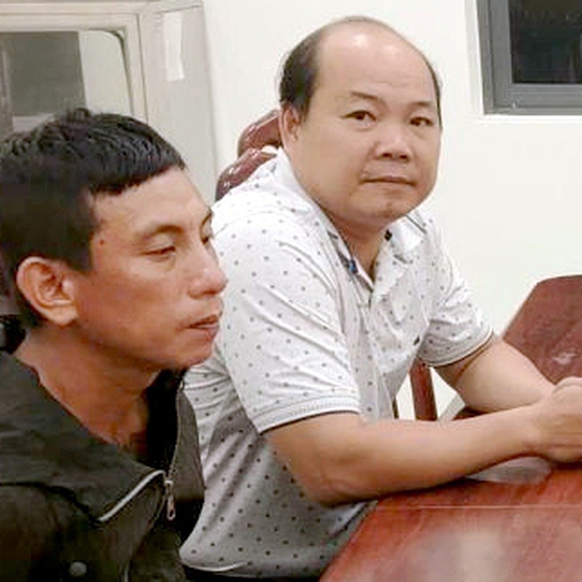 Bắt người trốn thi hành án tù, làm thuê, thay đổi nơi ở che giấu thân phận
