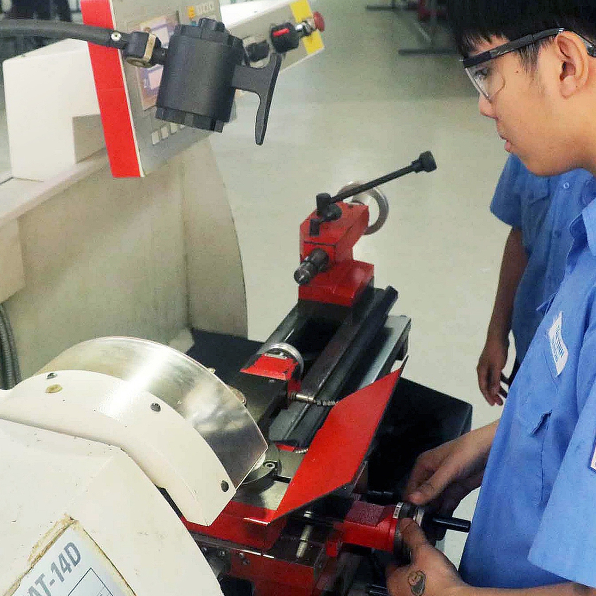 Gần 12.000 thí sinh đăng ký, điểm chuẩn Trường cao đẳng Kỹ thuật Cao Thắng cao nhất 32 điểm