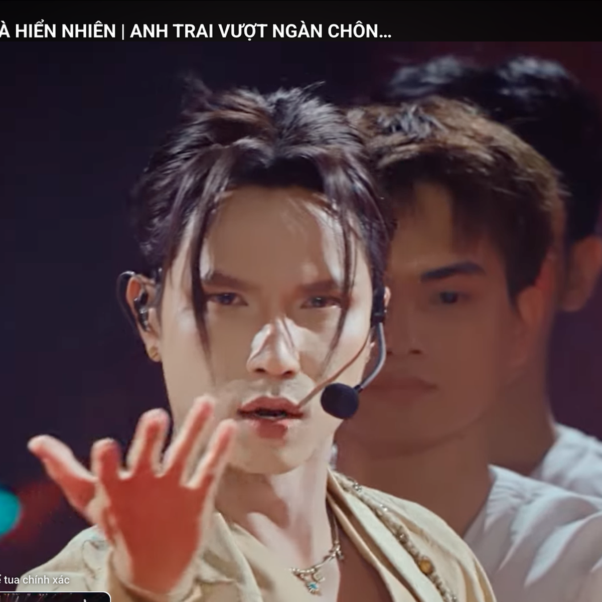 Neko Lê lại gây tranh luận ở Chông Gai bởi 'Trước khi em tồn tại' bị làm mới đến nhận không ra