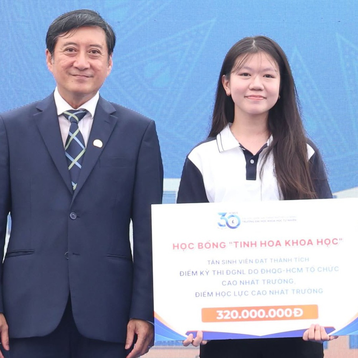 Trường đại học Khoa học tự nhiên đón hơn 4.900 tân sinh viên, nhiều gương mặt Olympic, Olympia, thủ khoa