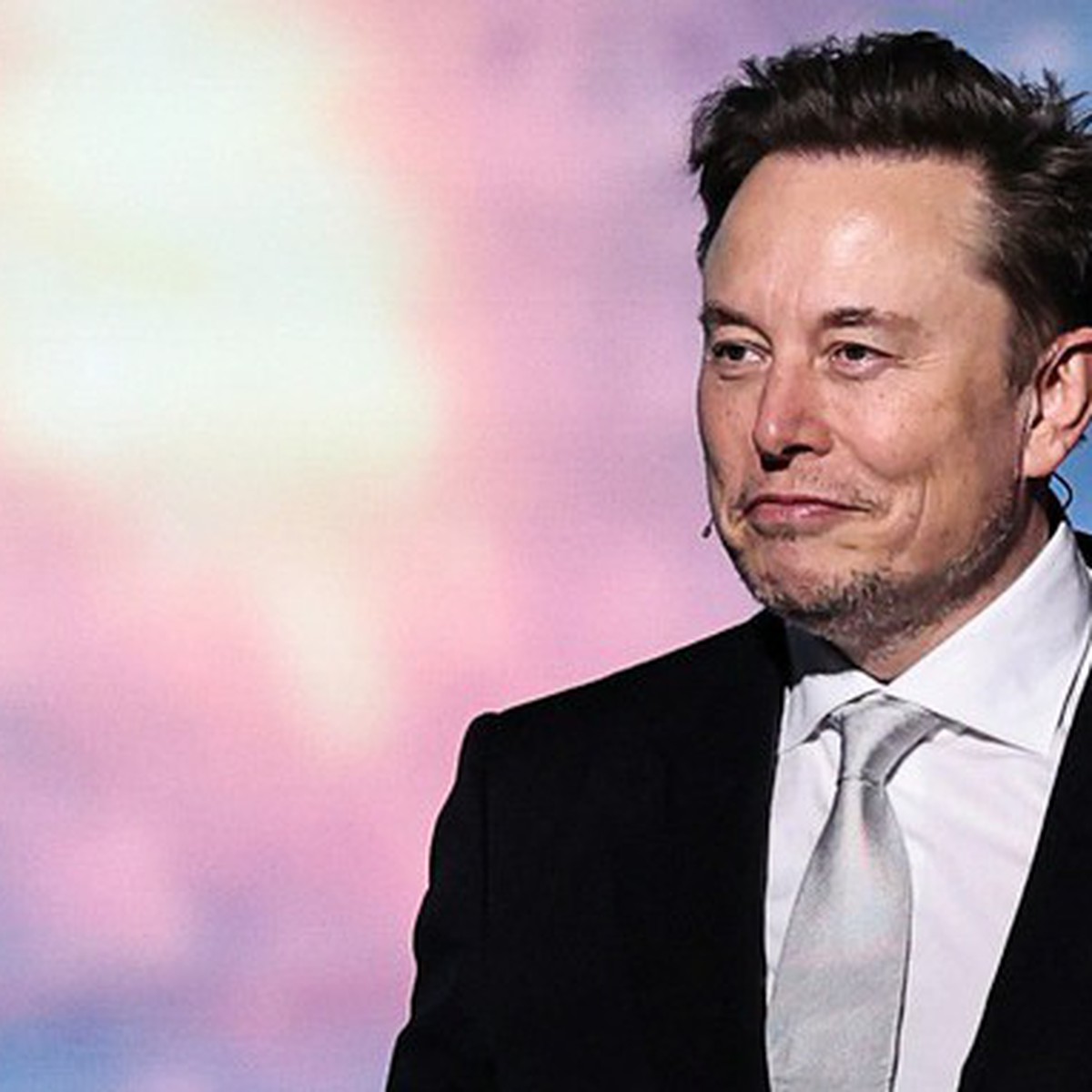 Hãng xe Tesla của Elon Musk vừa chính thức mở doanh nghiệp tại Việt Nam?