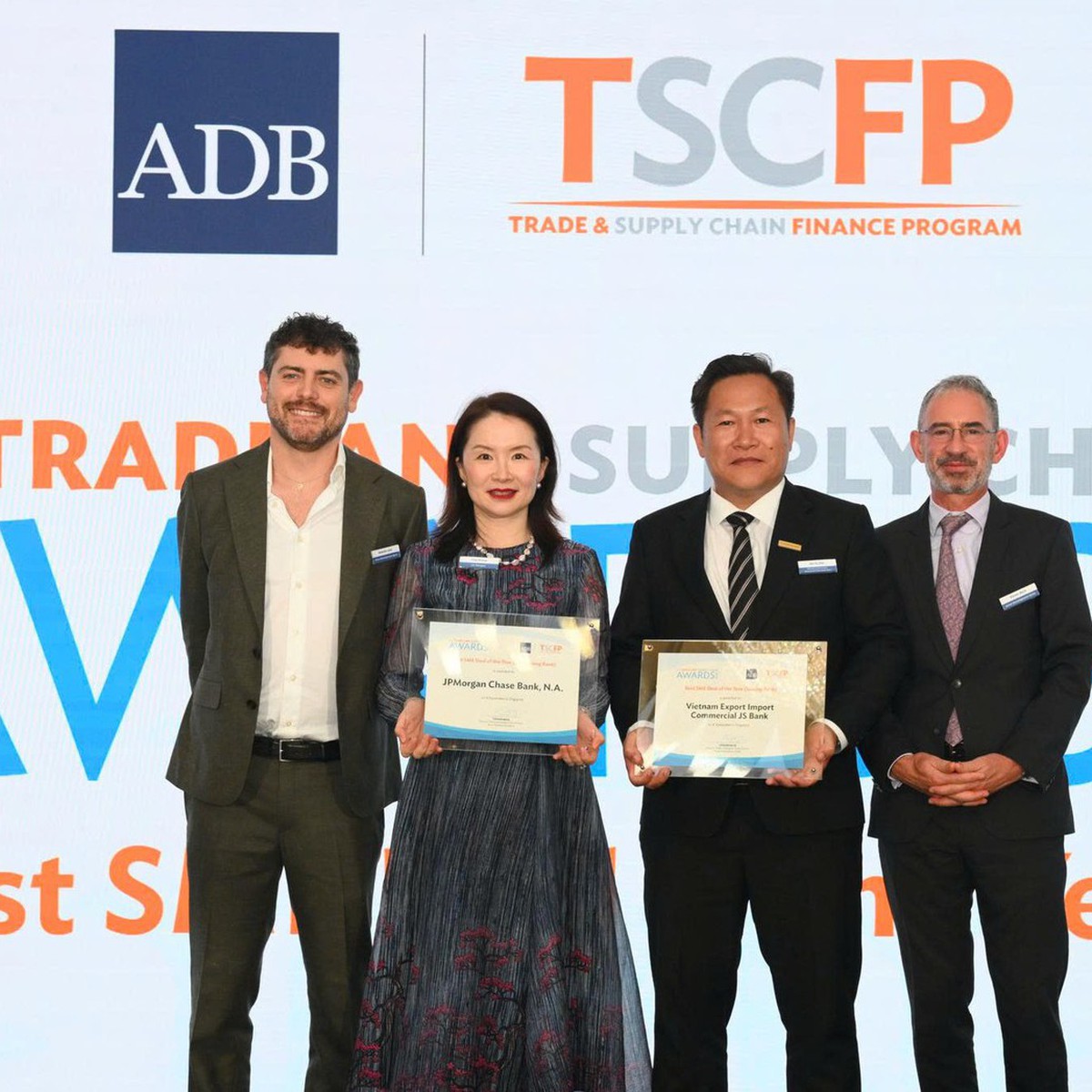 Giao dịch tài trợ thương mại của Eximbank được ADB vinh danh