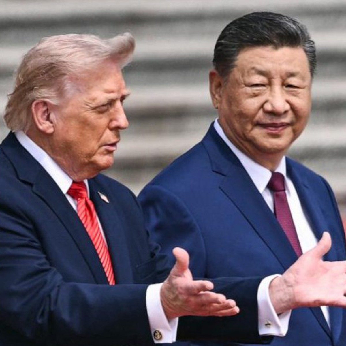 Vì sao ông Trump đích thân ra sân bay đón ông Tập là chuyện hiếm có?