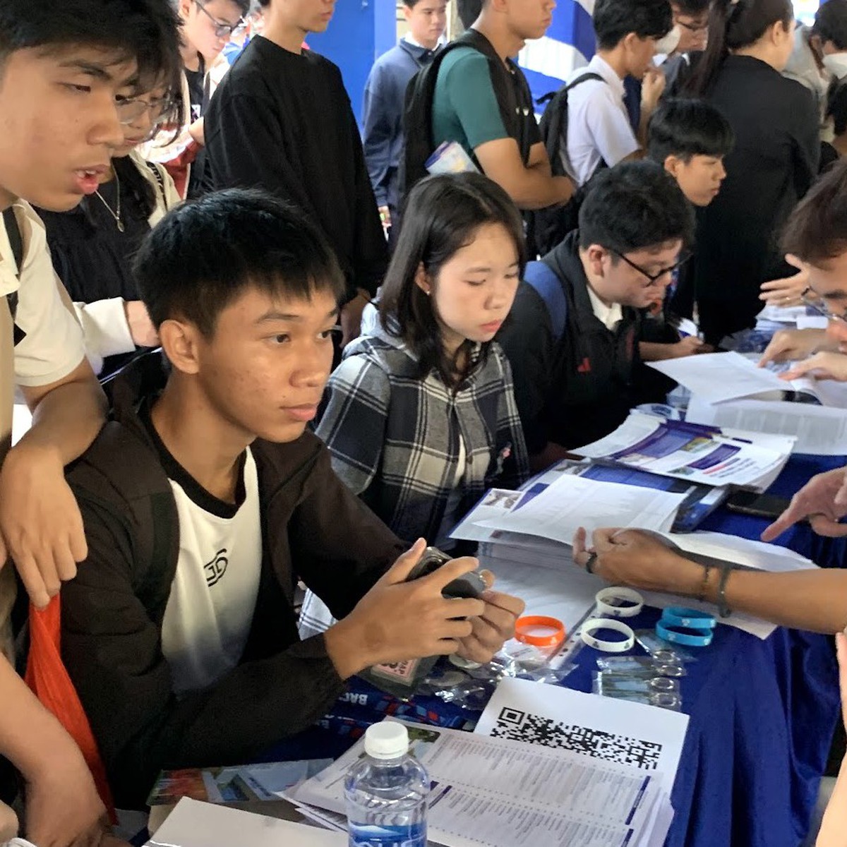 Bỏ điểm cộng học sinh giỏi, IELTS trong xét tuyển đại học: Có gây 'sốc' cho thí sinh?