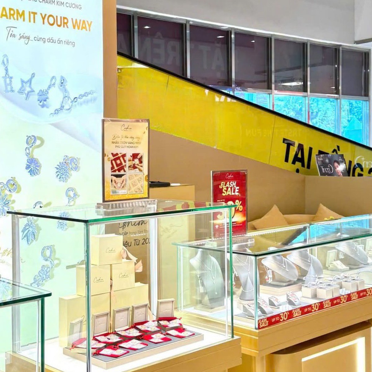 Một thương hiệu kim cương bất ngờ thông báo quay lại thị trường