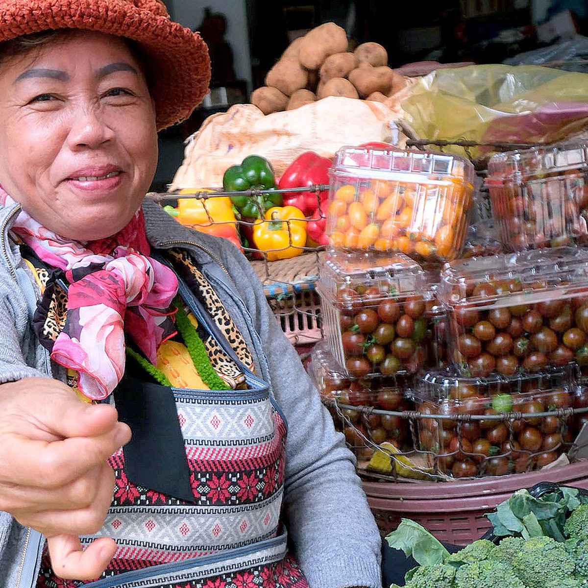 Vì sao chợ Đà Lạt vẫn sống khỏe khi chợ truyền thống khác 'ngáp ngủ'?