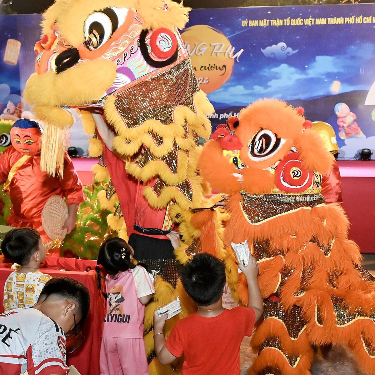 Đêm trung thu đặc biệt của thiếu nhi đặc khu Côn Đảo