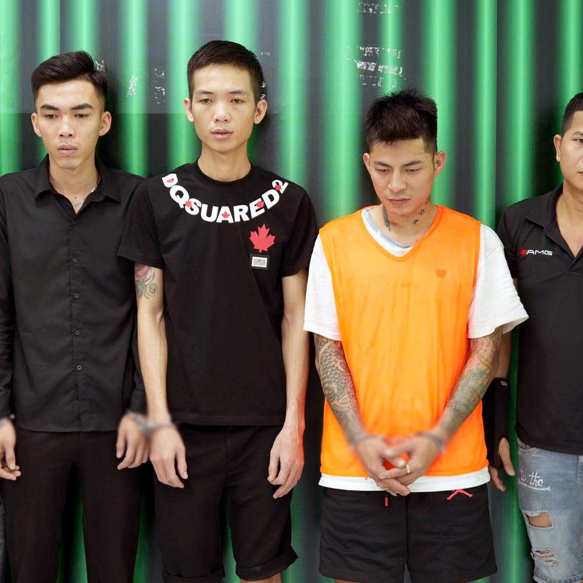 Bắt khẩn cấp 7 người trong vụ chạy ô tô tông vào đám đông tại phường Chợ Quán