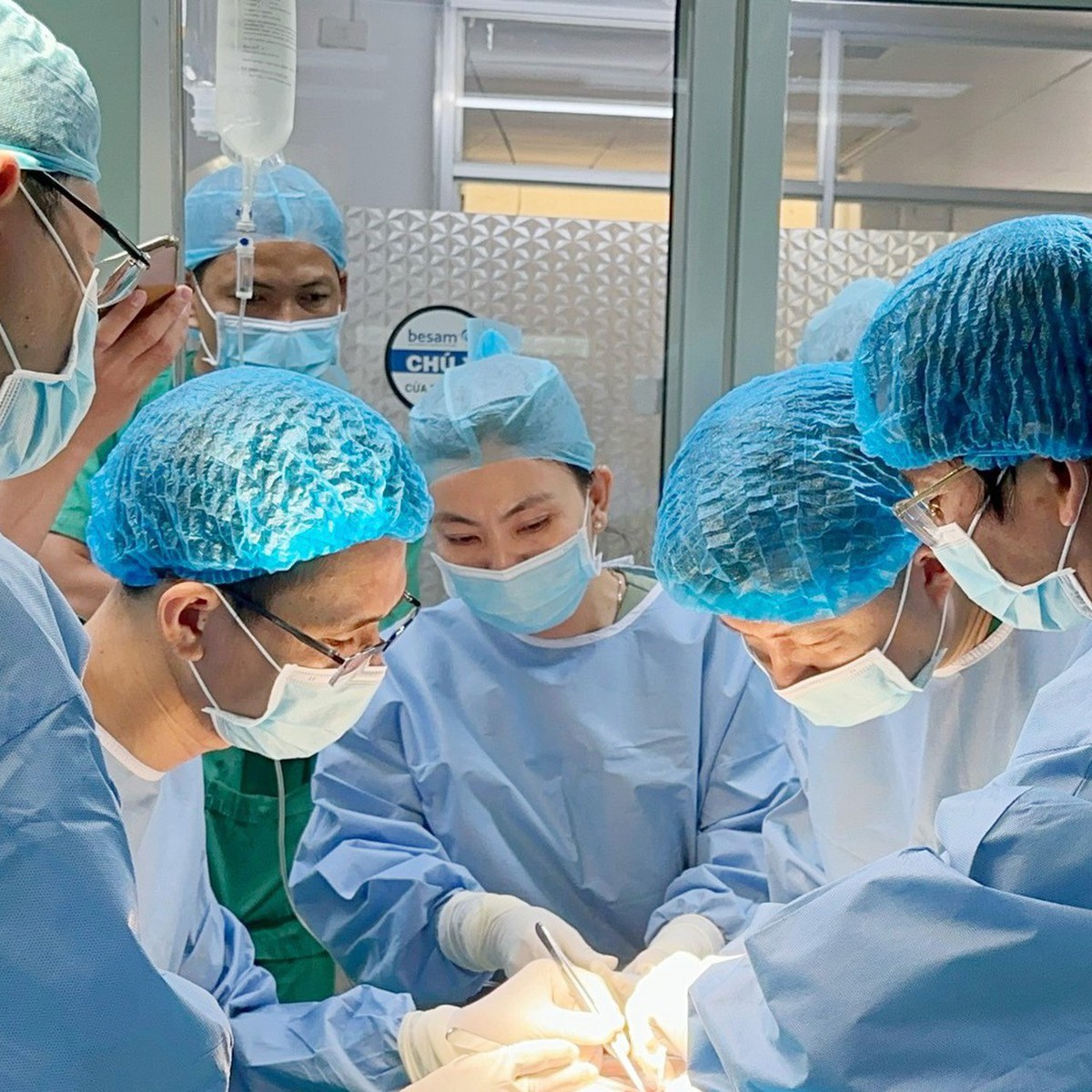 Giảm tải ở bệnh viện tuyến cuối: Bớt một chuyến đi xa - thêm niềm tin ở lại