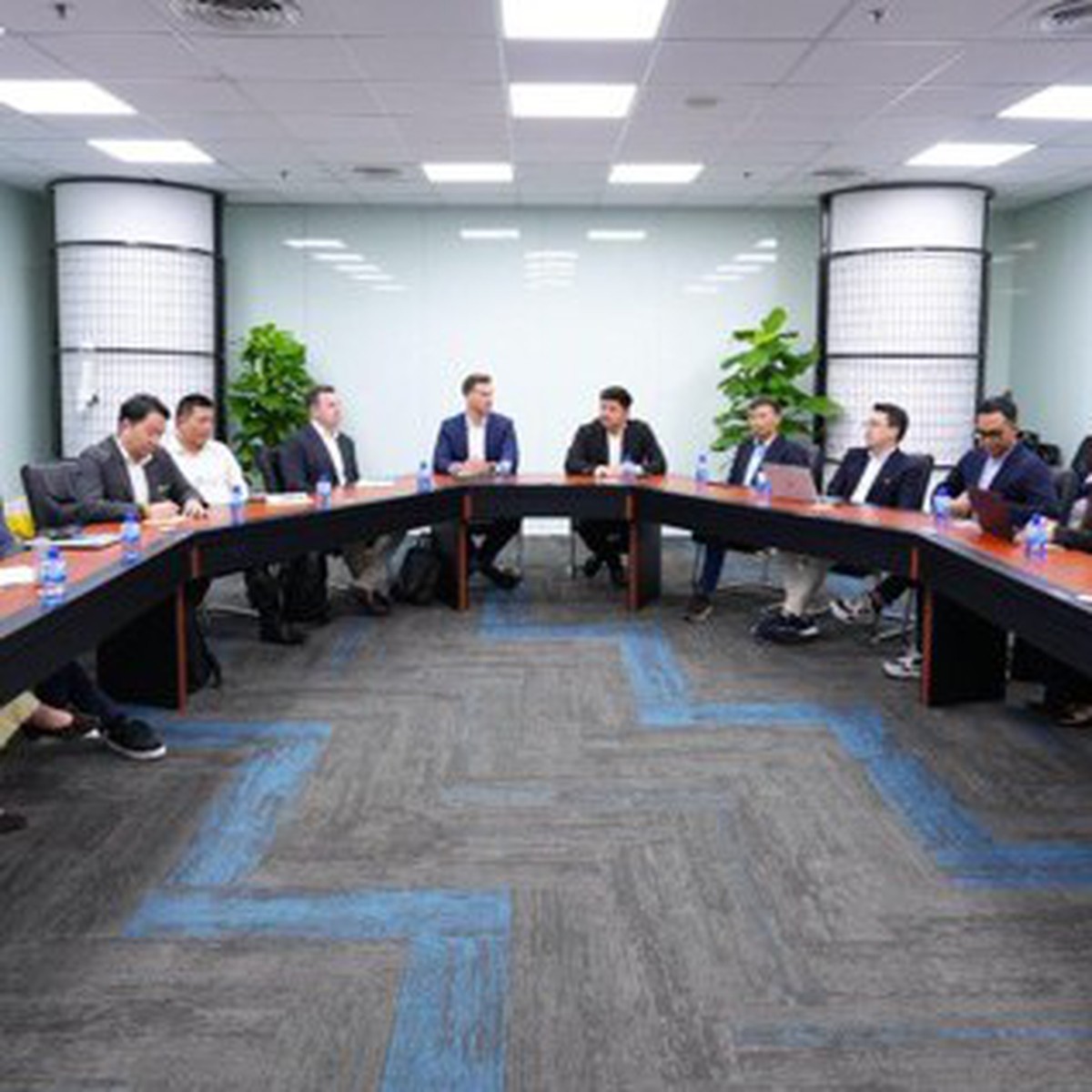 Cơ quan Thương mại và Đầu tư Chính phủ Australia kết nối 8 thương hiệu chăm sóc sức khỏe hàng đầu với Long Châu