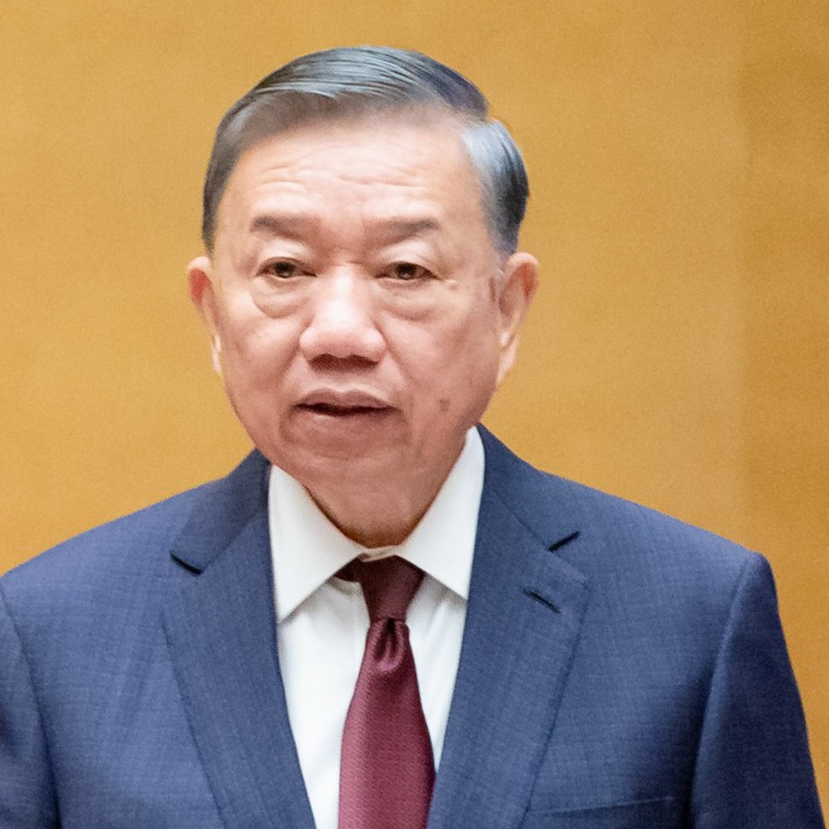 Tổng Bí thư, Chủ tịch nước: Người đứng đầu không thể yêu cầu cán bộ gần dân trong khi mình chỉ biết tình hình qua báo cáo