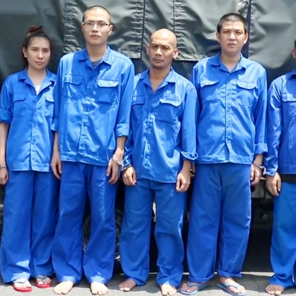 Khởi tố nhóm thuê người vay ngân hàng mua ô tô rồi bán lại