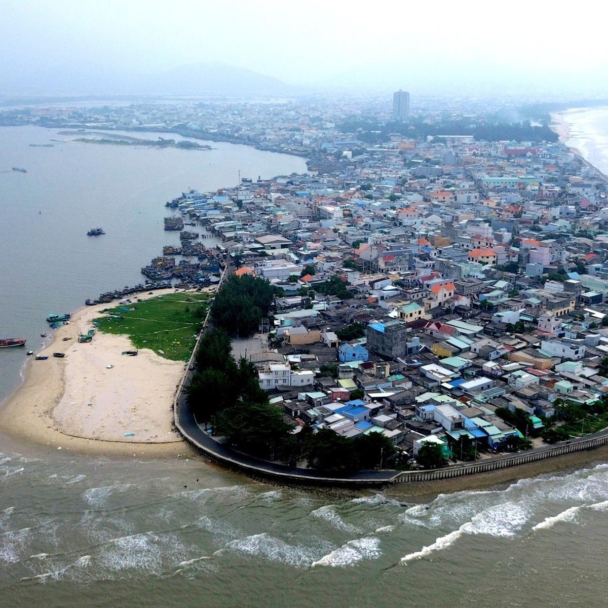 Long Hải lên phường: Từ 'làng chài tỉ phú' đến đô thị du lịch sinh thái ven biển
