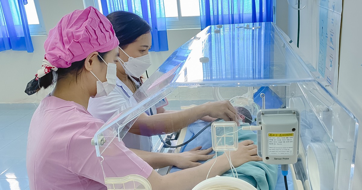 Chăm sóc bé sinh non 1kg suy hô hấp: Hành trình kỳ diệu