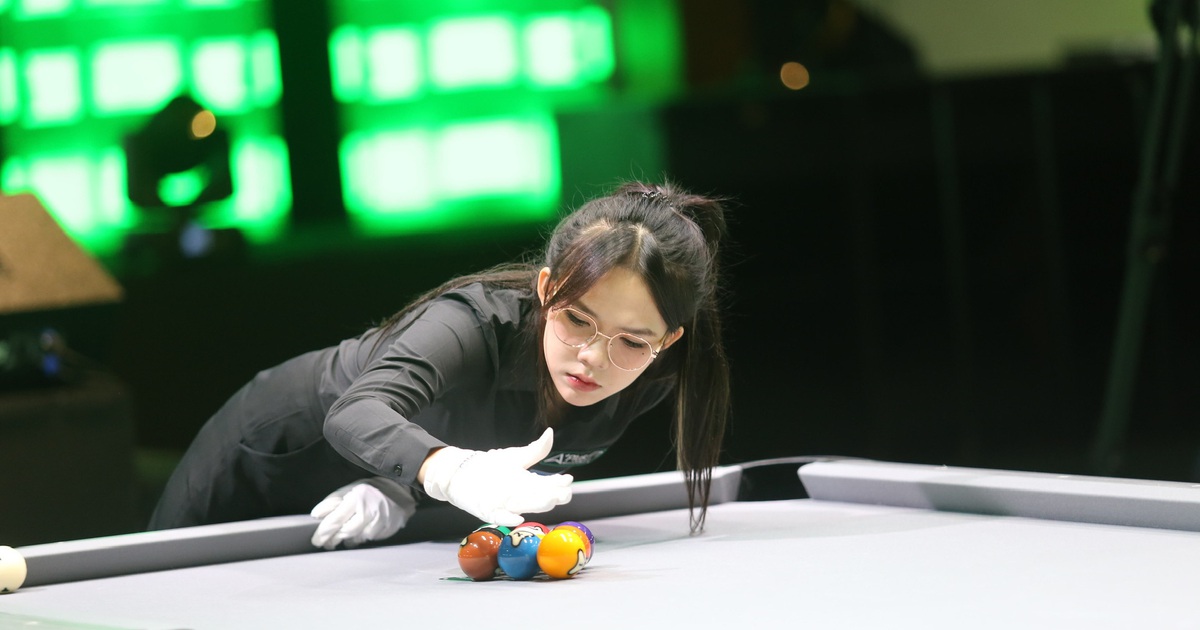Pool 9bi 2 nữ trọng tài xinh đẹp gây bất ngờ ở giải pool 9 bi TP.HCM - Tuổi Trẻ ...
