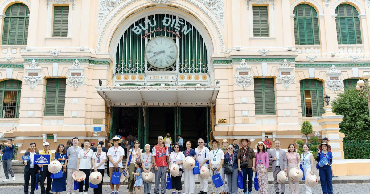 Breakfast @ Tuoi Tre News – October 2