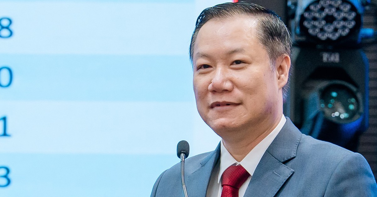 Tuyển sinh đại học 2026: STEM tăng tốc, ngành luật giảm mạnh