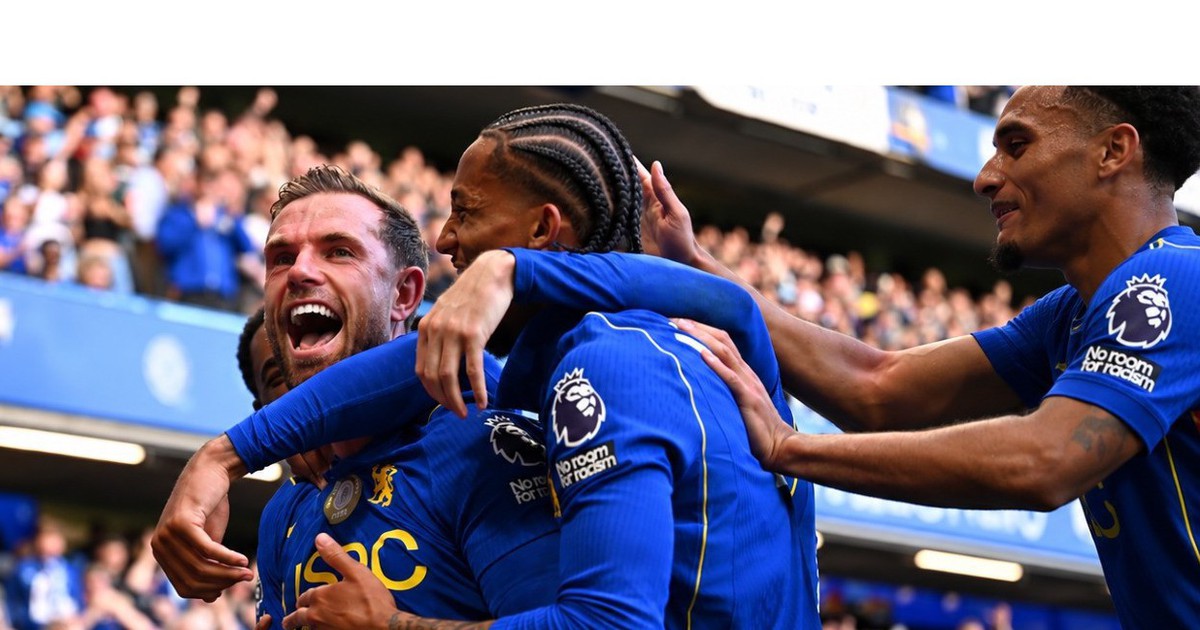 Lão tướng 36 tuổi giúp Chelsea thắng đậm ở Premier League