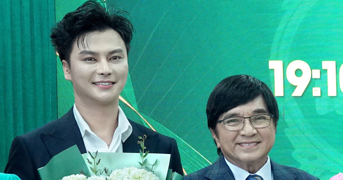 Võ Minh Lâm lại chấm thi cùng tiền bối Chí Tâm