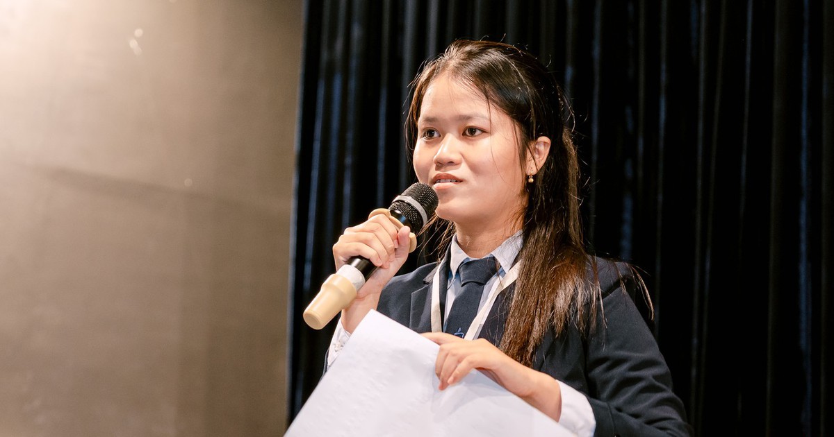 Sinh viên lập hồ sơ, đến doanh nghiệp 'đấu thầu' tour gần 2 tỉ đồng