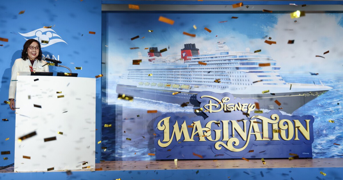 Disney Imagination Named First Disney Cruise Ship for Japan