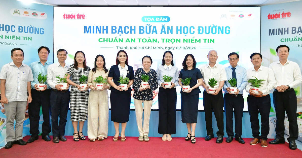Bữa ăn học đường an toàn: Phải kiểm soát từ nơi sản xuất