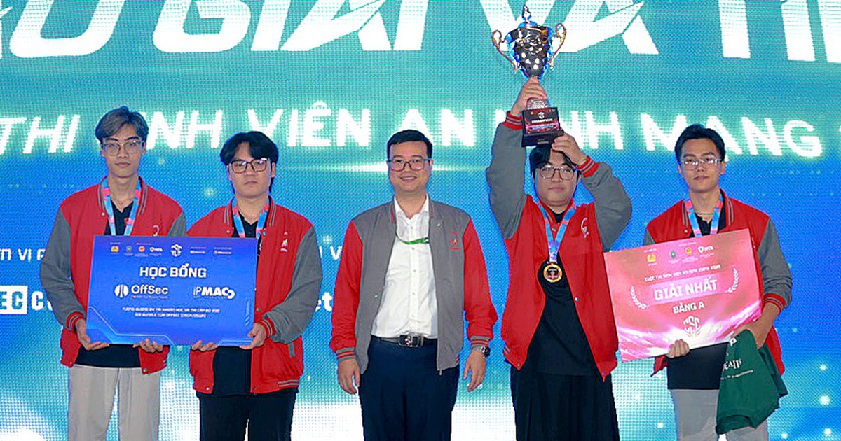 Sinh viên Học viện Công nghệ Bưu chính viễn thông giành giải nhất 'Sinh viên an ninh mạng 2026'