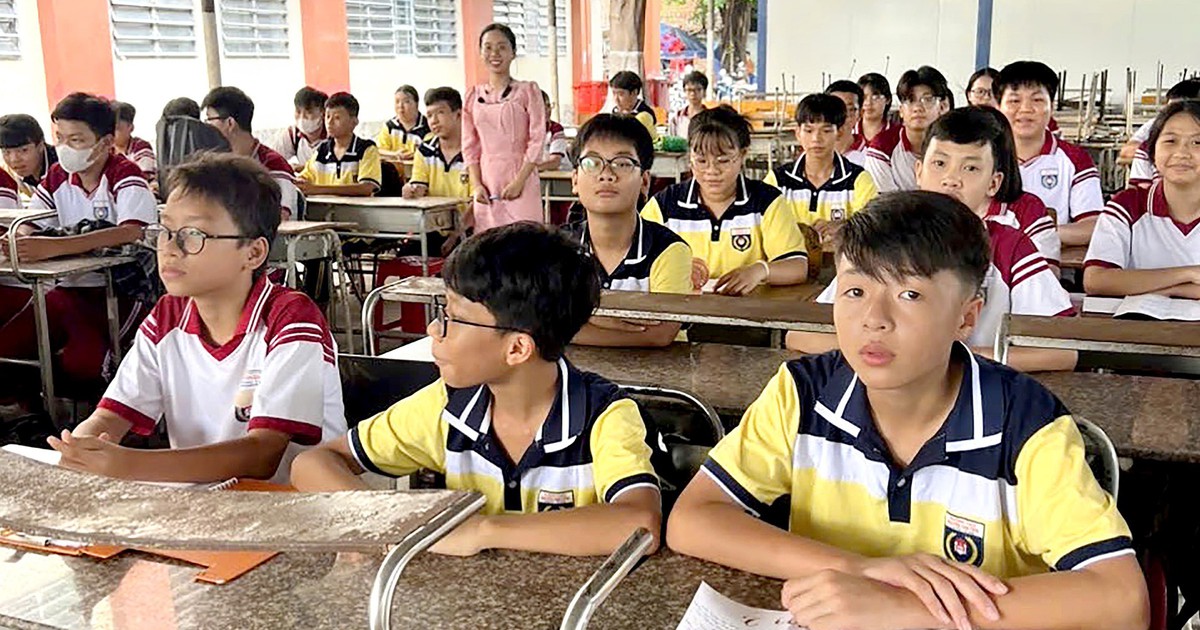 Các trường học trên 100 lớp đang vận hành ra sao?