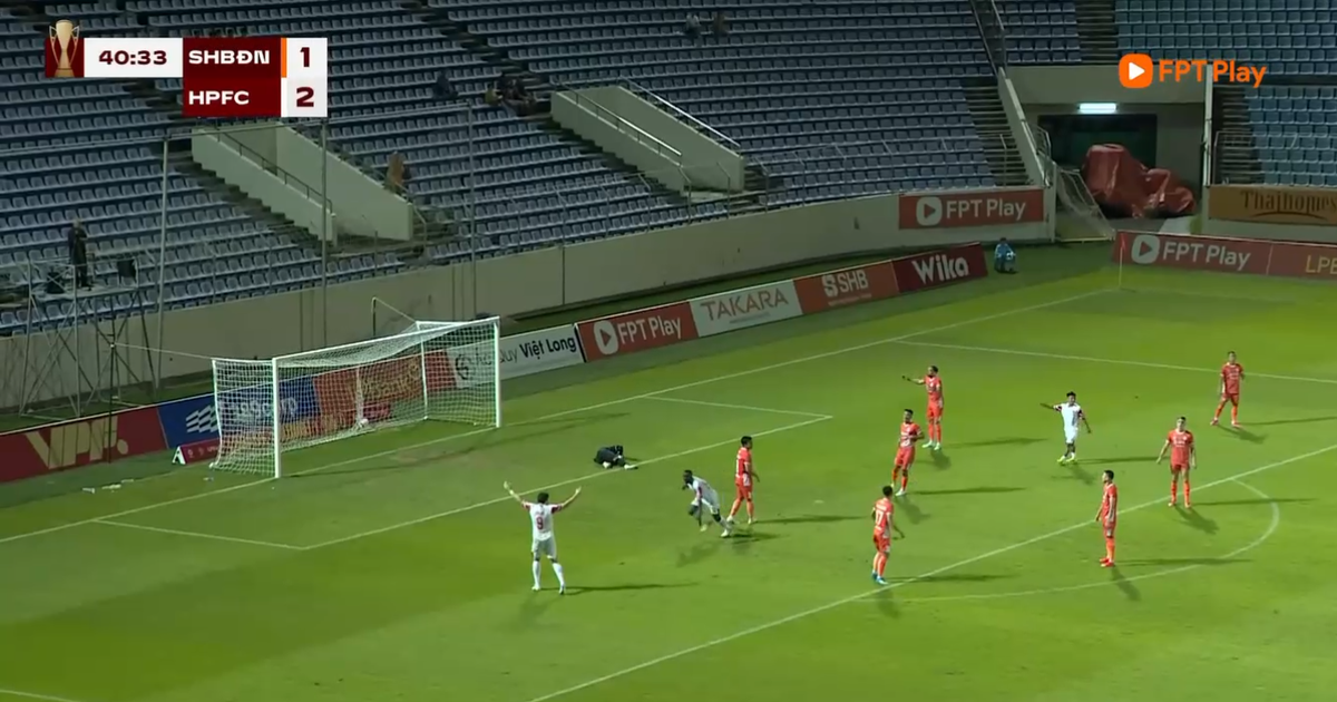 Video: Ngoại binh lập hattrick, Hải Phòng thắng dễ SHB Đà Nẵng