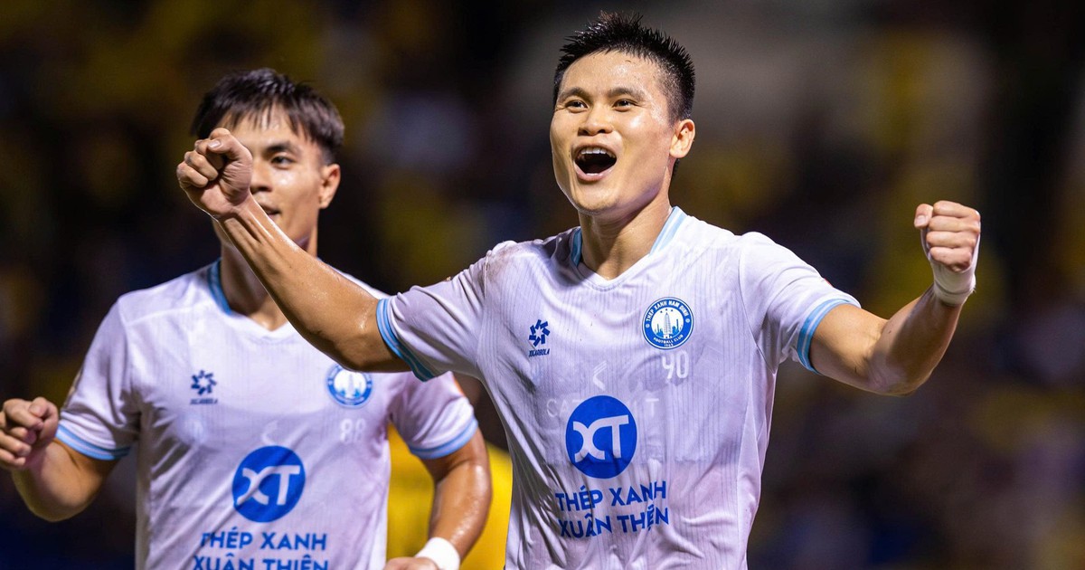 Tuấn Hải ghi bàn cho Nam Định, khát khao trở lại tuyển Việt Nam