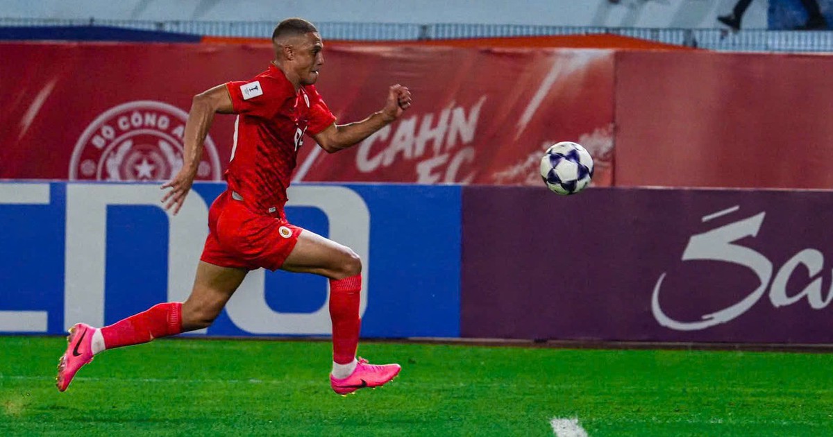 Công An Hà Nội - CLB Hà Nội (hiệp 1) 0-1: Xuân Mạnh mở tỉ số