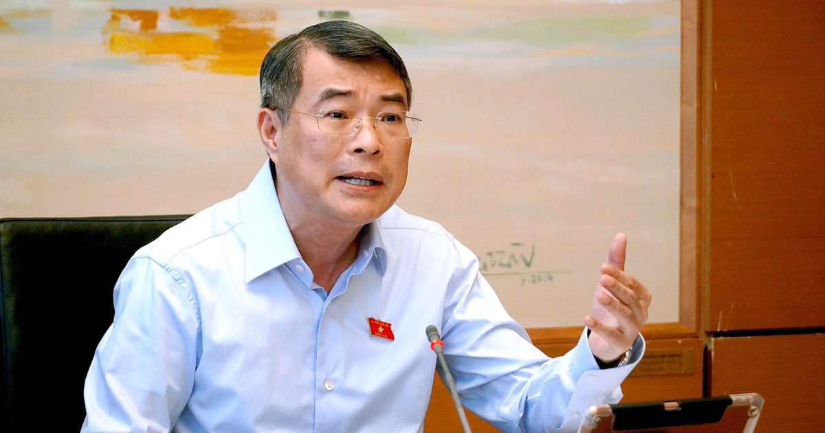Thủ tướng: Thực hiện loạt giải pháp để giảm giá nhà, giảm khâu trung gian hệ thống điện, xăng dầu, y tế