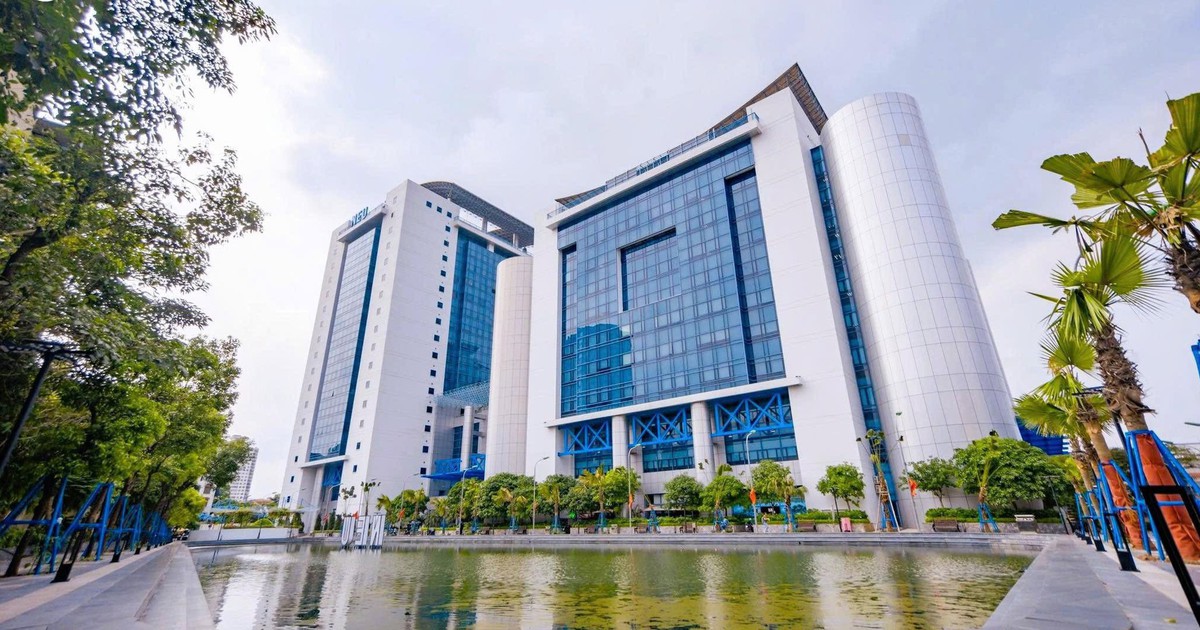 Những 'siêu đại học' đào tạo hàng chục ngàn sinh viên và doanh thu nghìn tỉ đồng