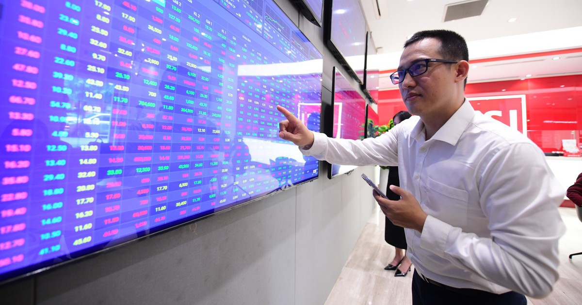 VN-Index hồi phục, thanh khoản vẫn yếu: Tuần mới sẽ ra sao?