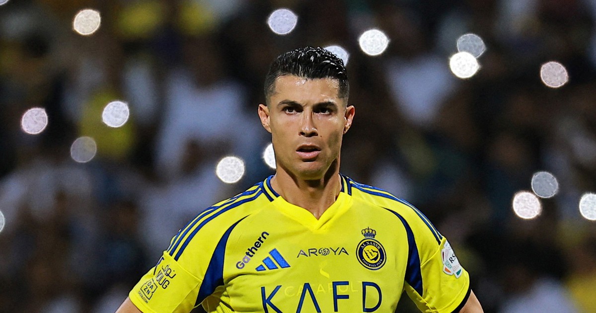Đá hỏng phạt đền, Ronaldo trải qua 'trận đấu tệ nhất sự nghiệp'