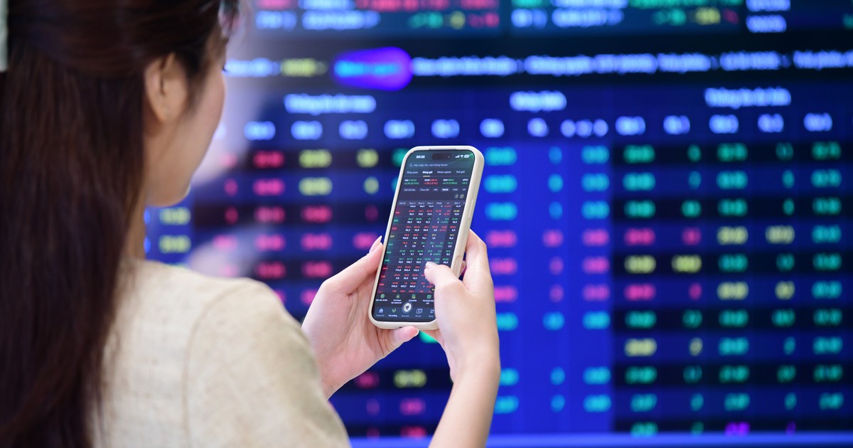Cổ phiếu đua xanh tím, VN-Index tăng bốc hơn 36 điểm
