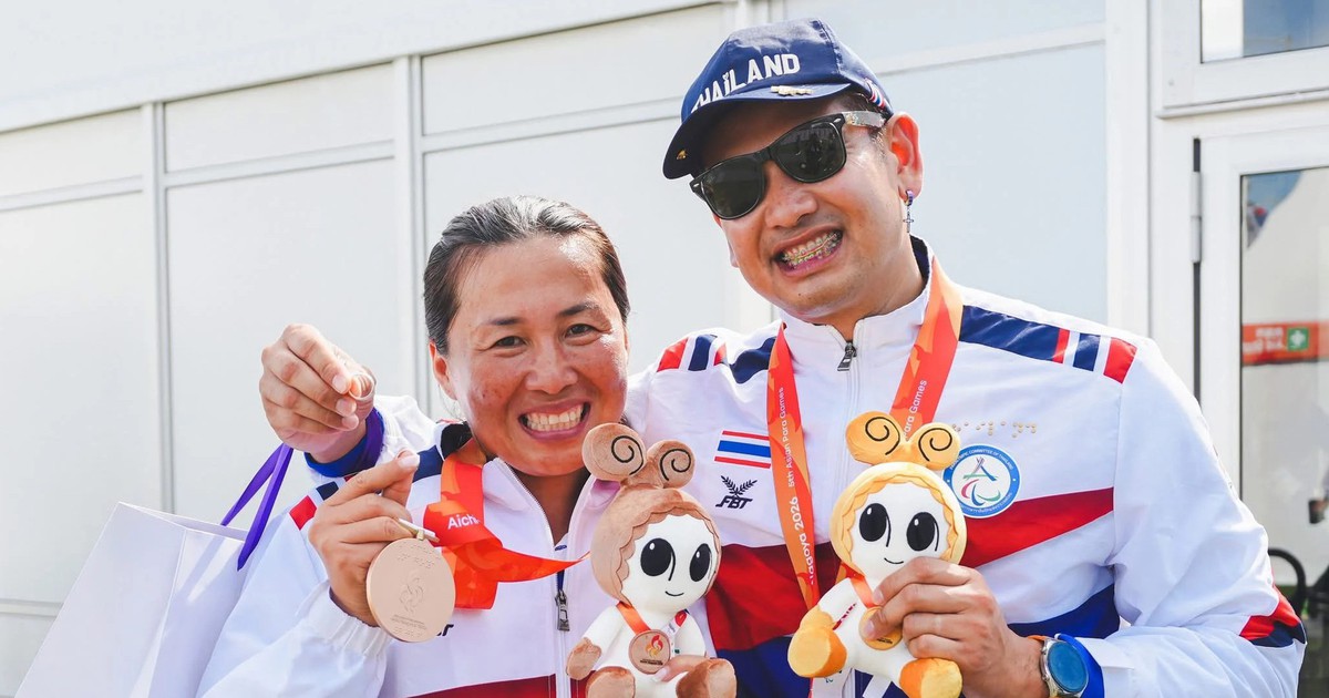 Giành HCV Asian Para Games, cung thủ cầu hôn bạn gái đầy cảm động